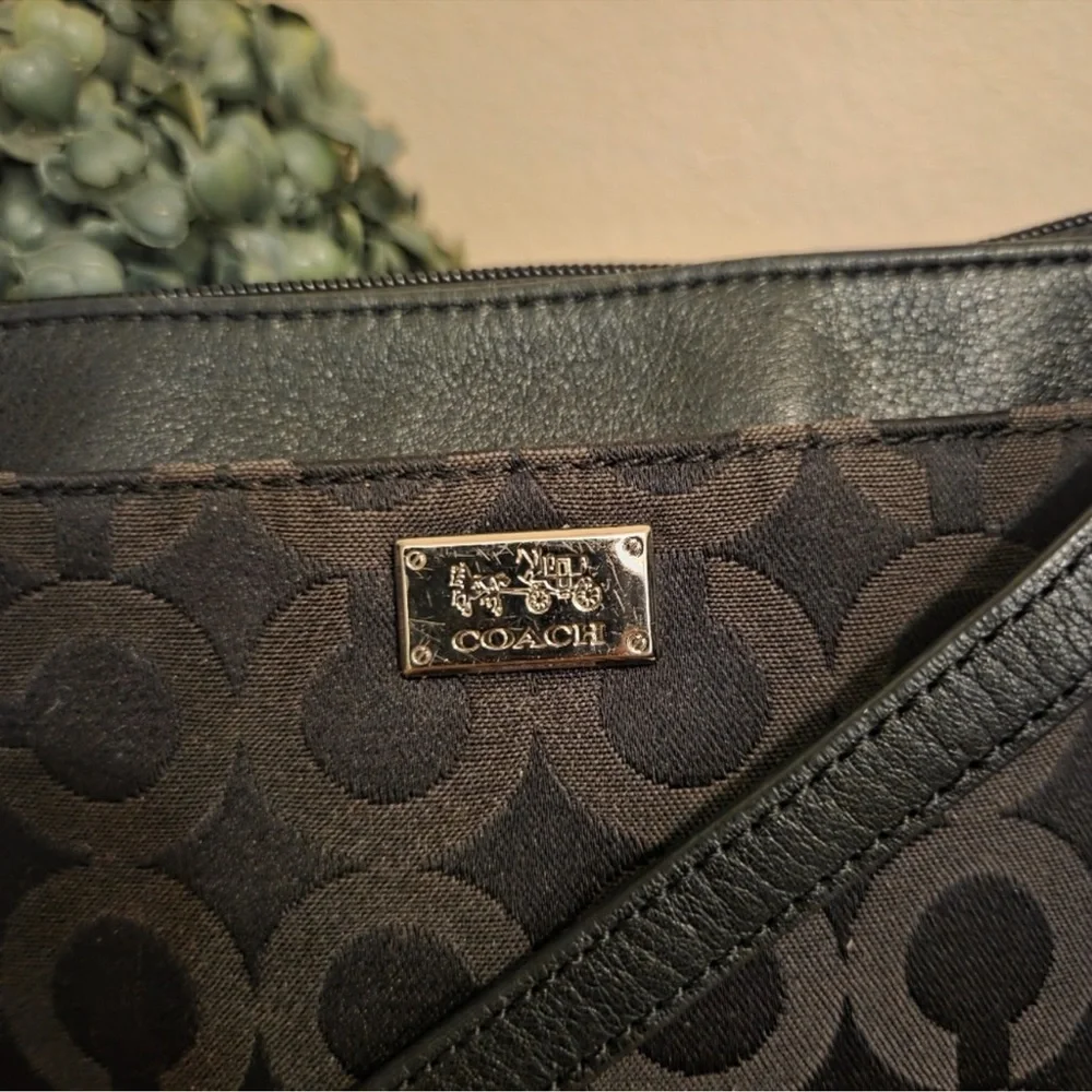 Coach Black Signature C Crossbody Bag - Picture 2 of 6
